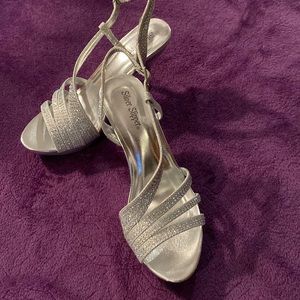 Silver womens heels size 8M
